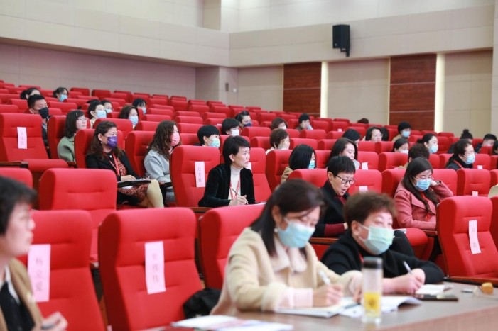 淄博市女企业家协会“人才赋能 金融助力——战略人力资源管理”讲座在齐鲁股权交易中心举行
