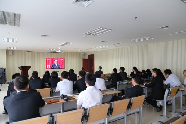 齐鲁股权交易中心组织学习党的十九大报告