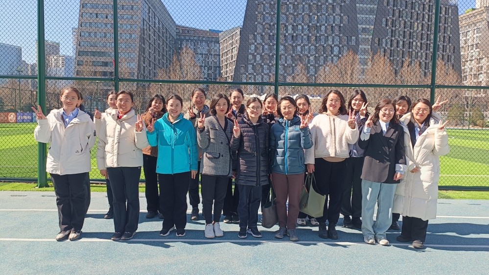 展巾帼风采  建时代新功  齐鲁股交举办三八妇女节表彰交流及团建活动