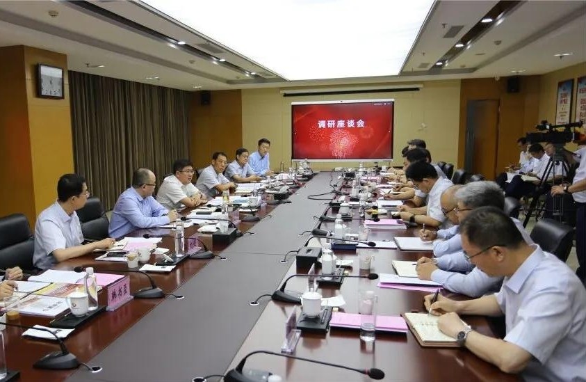中泰证券党委书记、董事长王洪到齐鲁股交调研